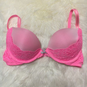 ❤️4/$16❤️ Pink Lace Bra